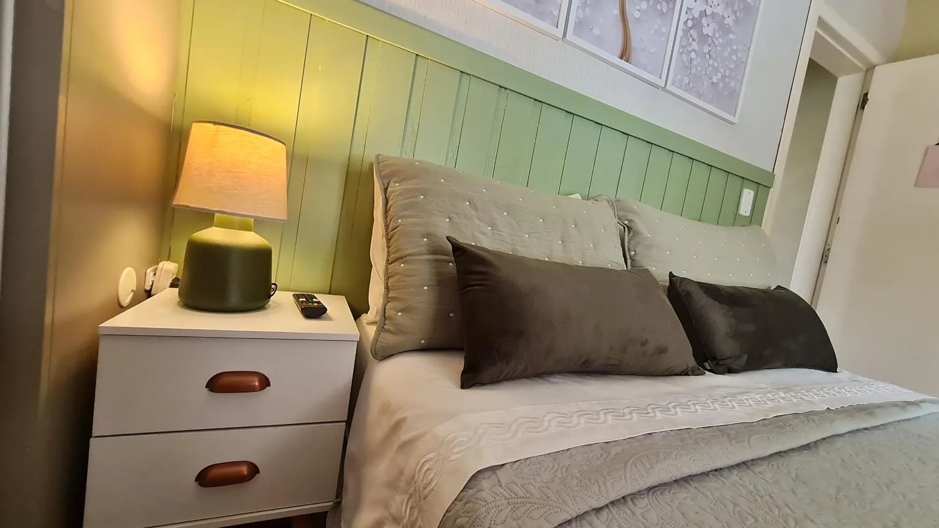 Casa Da Rosa Hospedagem Em Florianópolis Quarto em Acomodações Particulares